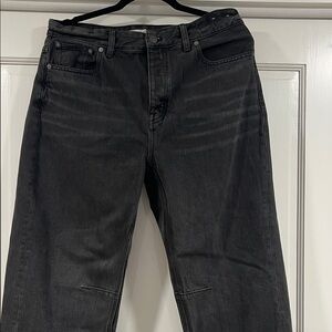 Madewell Women's Dark Gray Barrel leg jean